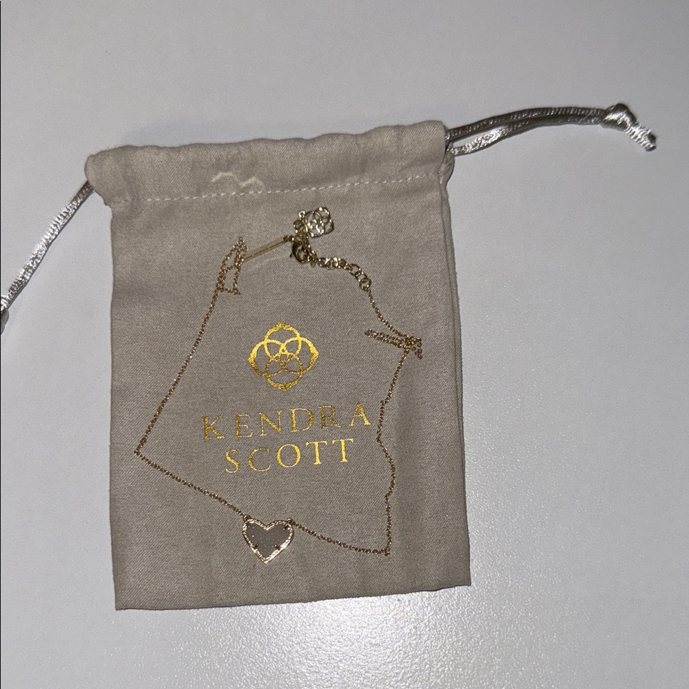 Kendra Scott Gold Sparkly Heart Pendant Necklace